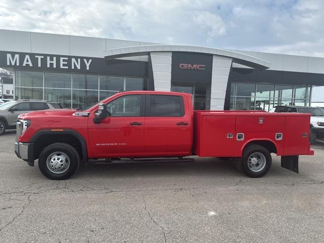 new 2025 GMC Sierra 3500 car, priced at $58,193