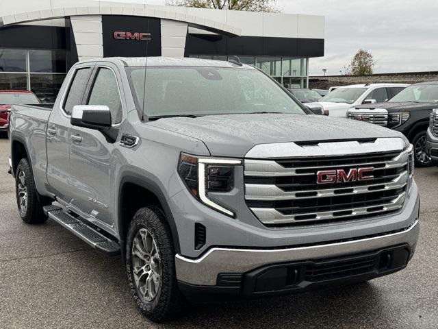 new 2025 GMC Sierra 1500 car, priced at $56,740