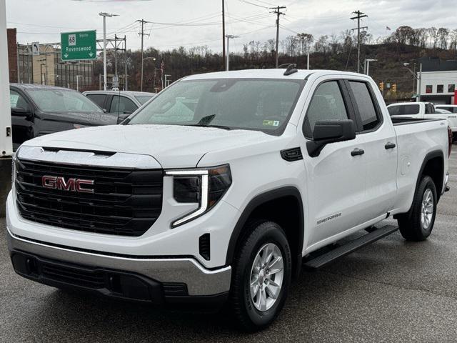 new 2025 GMC Sierra 1500 car, priced at $49,030