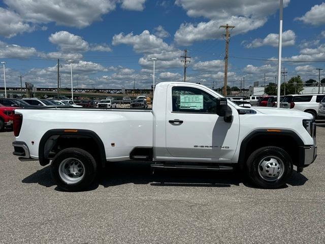 new 2024 GMC Sierra 3500 car, priced at $51,190