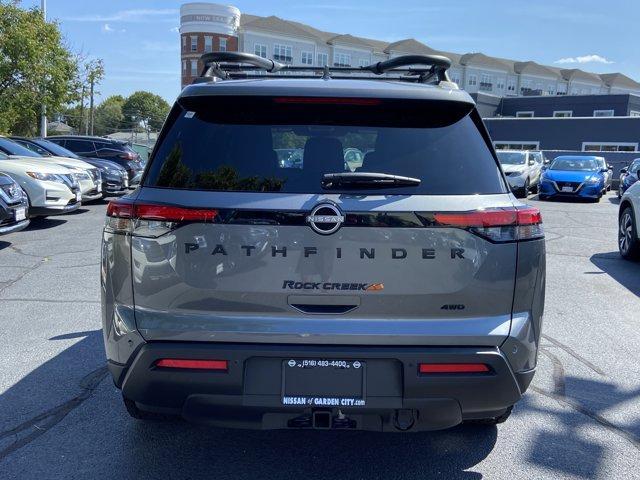 new 2024 Nissan Pathfinder car