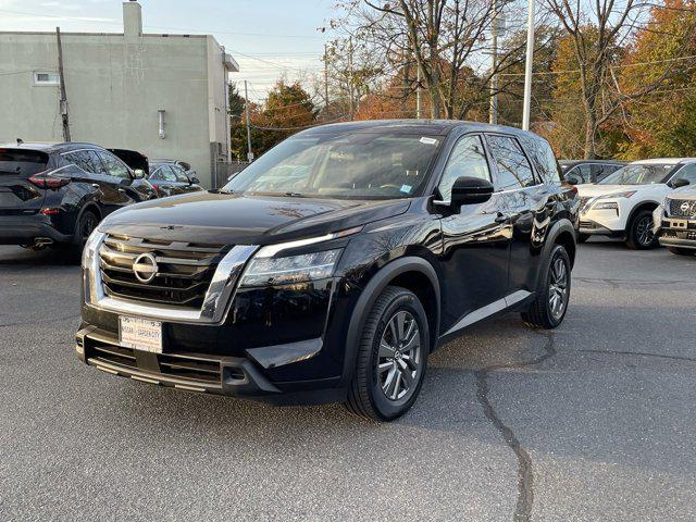 used 2022 Nissan Pathfinder car, priced at $24,850