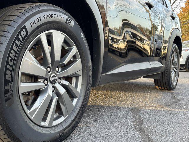 used 2022 Nissan Pathfinder car, priced at $24,850