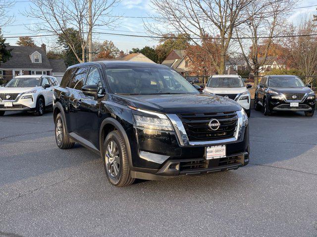 used 2022 Nissan Pathfinder car, priced at $24,850