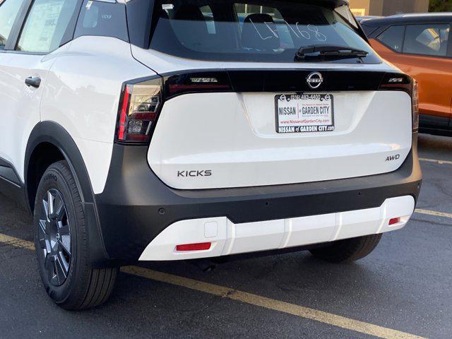 new 2025 Nissan Kicks car