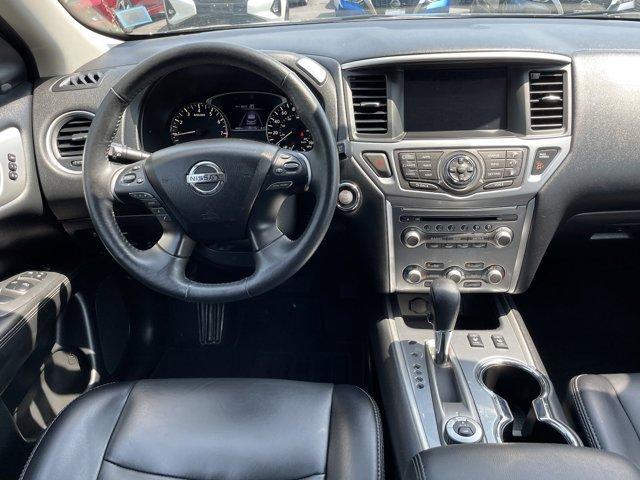 used 2020 Nissan Pathfinder car