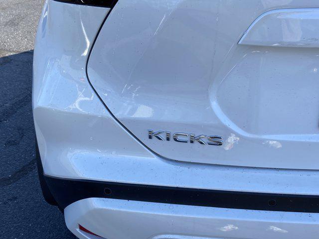 new 2024 Nissan Kicks car