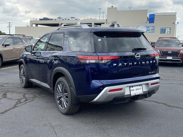 new 2024 Nissan Pathfinder car