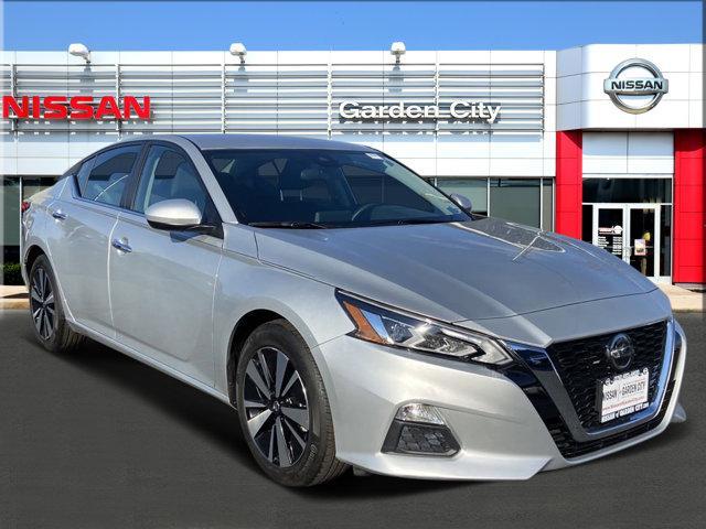 used 2022 Nissan Altima car, priced at $21,950