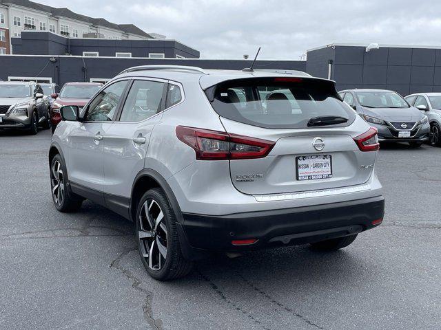 used 2022 Nissan Rogue Sport car