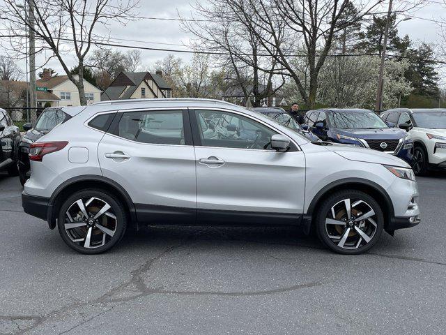 used 2022 Nissan Rogue Sport car