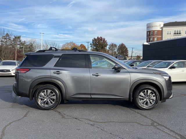 new 2024 Nissan Pathfinder car