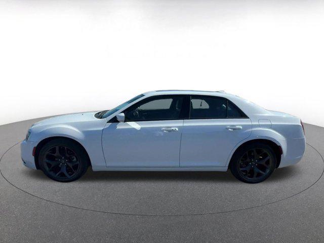 used 2022 Chrysler 300 car, priced at $21,637