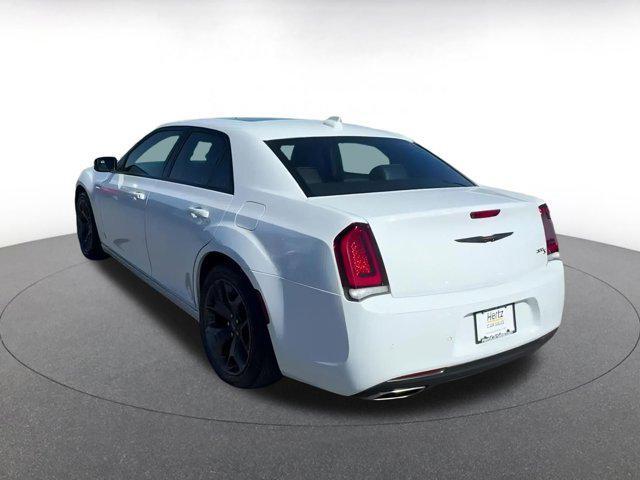 used 2022 Chrysler 300 car, priced at $21,637