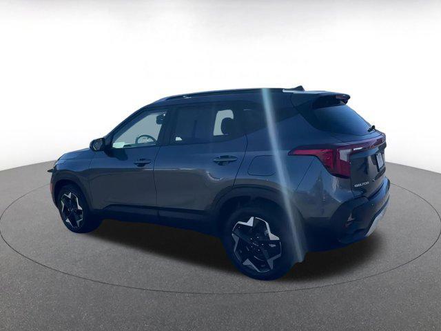 used 2025 Kia Seltos car, priced at $21,411