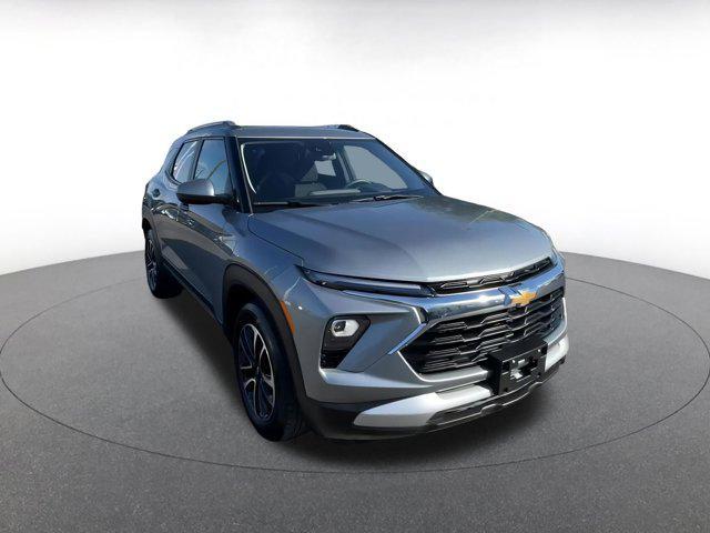 used 2024 Chevrolet TrailBlazer car, priced at $21,971