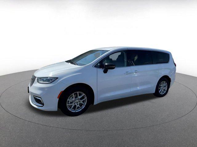 used 2024 Chrysler Pacifica car, priced at $32,127
