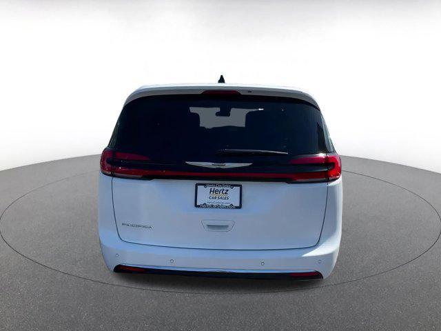 used 2024 Chrysler Pacifica car, priced at $32,127