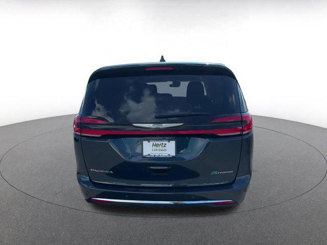 used 2023 Chrysler Pacifica Hybrid car, priced at $27,209