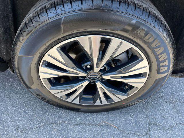 used 2023 Nissan Rogue car, priced at $20,156