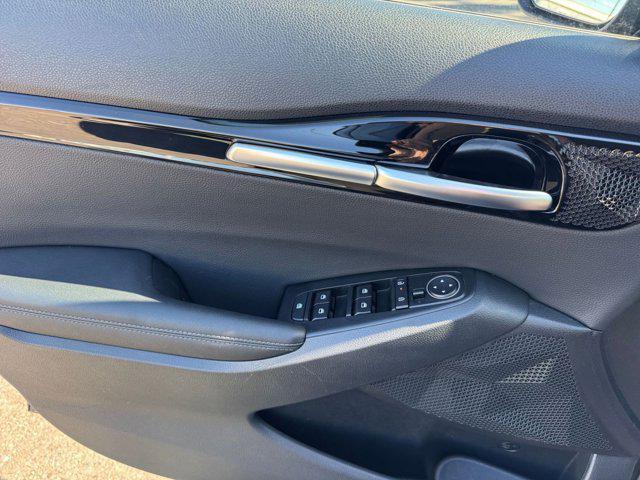 used 2025 Kia Seltos car, priced at $21,501