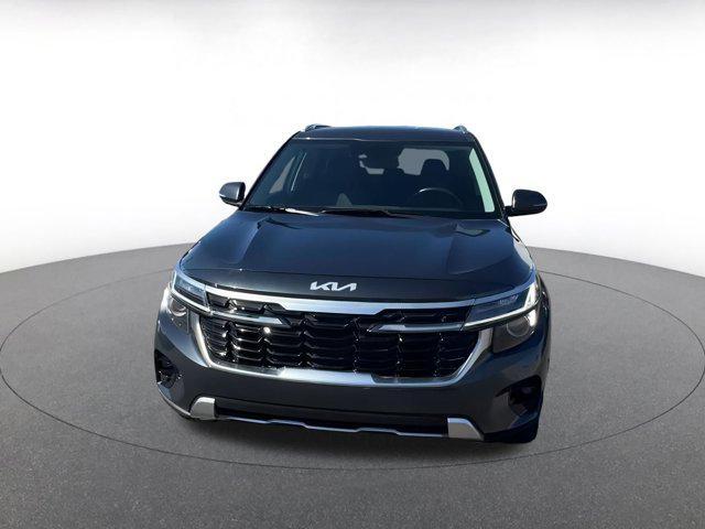 used 2025 Kia Seltos car, priced at $21,501