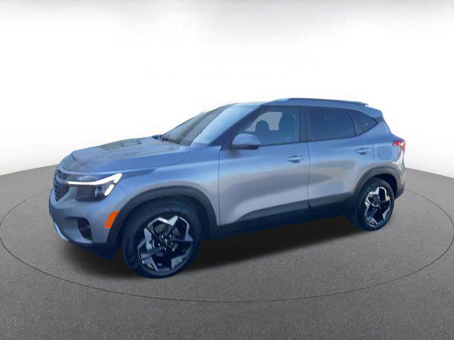 used 2025 Kia Seltos car, priced at $21,857