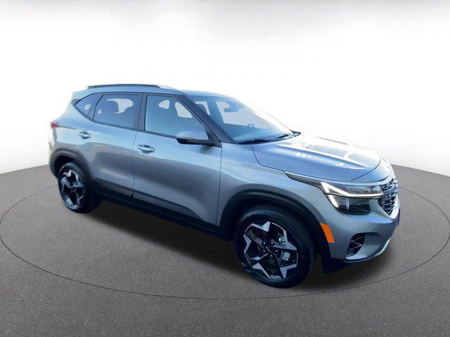 used 2025 Kia Seltos car, priced at $21,857