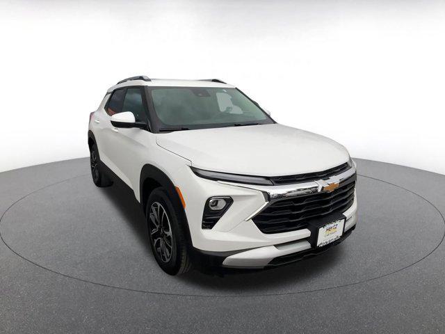 used 2025 Chevrolet TrailBlazer car, priced at $20,864