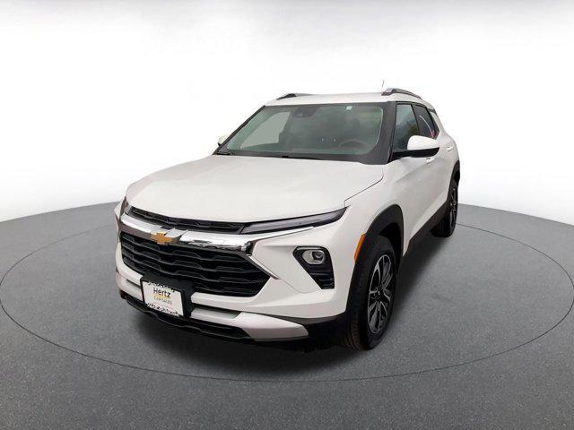 used 2025 Chevrolet TrailBlazer car, priced at $20,864