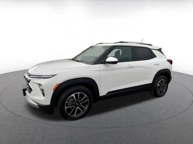 used 2025 Chevrolet TrailBlazer car, priced at $20,864