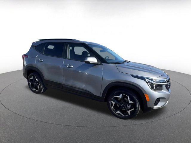 used 2025 Kia Seltos car, priced at $21,439