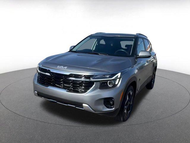 used 2025 Kia Seltos car, priced at $21,439