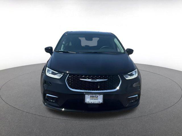 used 2024 Chrysler Pacifica car, priced at $37,362