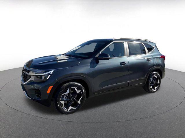 used 2025 Kia Seltos car, priced at $21,733
