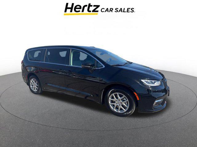used 2024 Chrysler Pacifica car, priced at $29,505