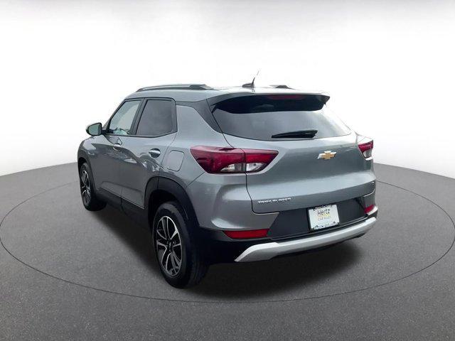 used 2025 Chevrolet TrailBlazer car, priced at $20,148