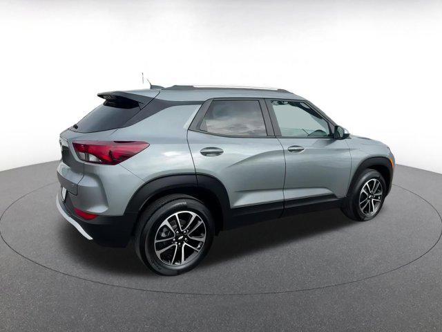 used 2025 Chevrolet TrailBlazer car, priced at $20,148