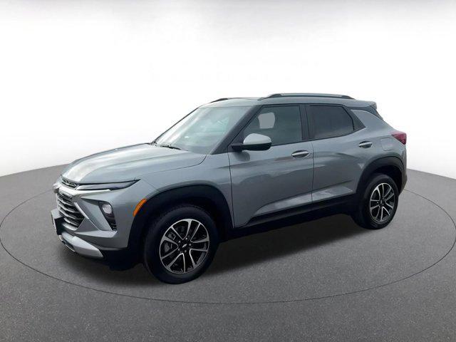 used 2025 Chevrolet TrailBlazer car, priced at $20,148