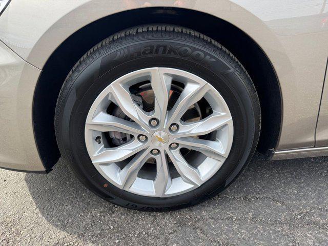 used 2024 Chevrolet Malibu car, priced at $20,552