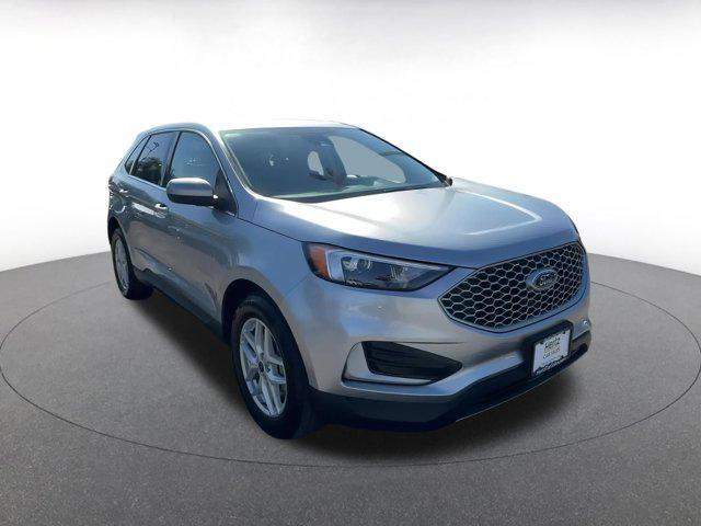 used 2024 Ford Edge car, priced at $24,183
