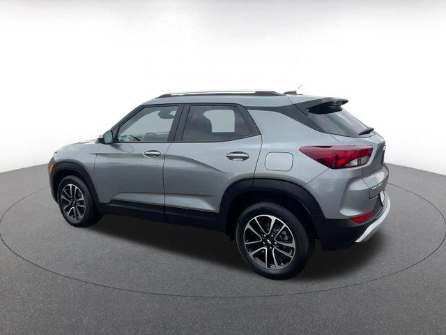 used 2025 Chevrolet TrailBlazer car, priced at $20,171