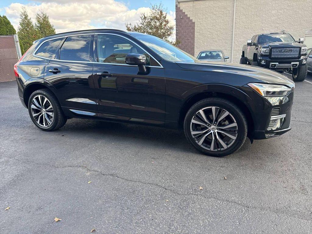 used 2022 Volvo XC60 car, priced at $28,995