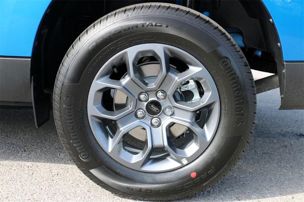 new 2025 Ford Maverick car, priced at $31,947