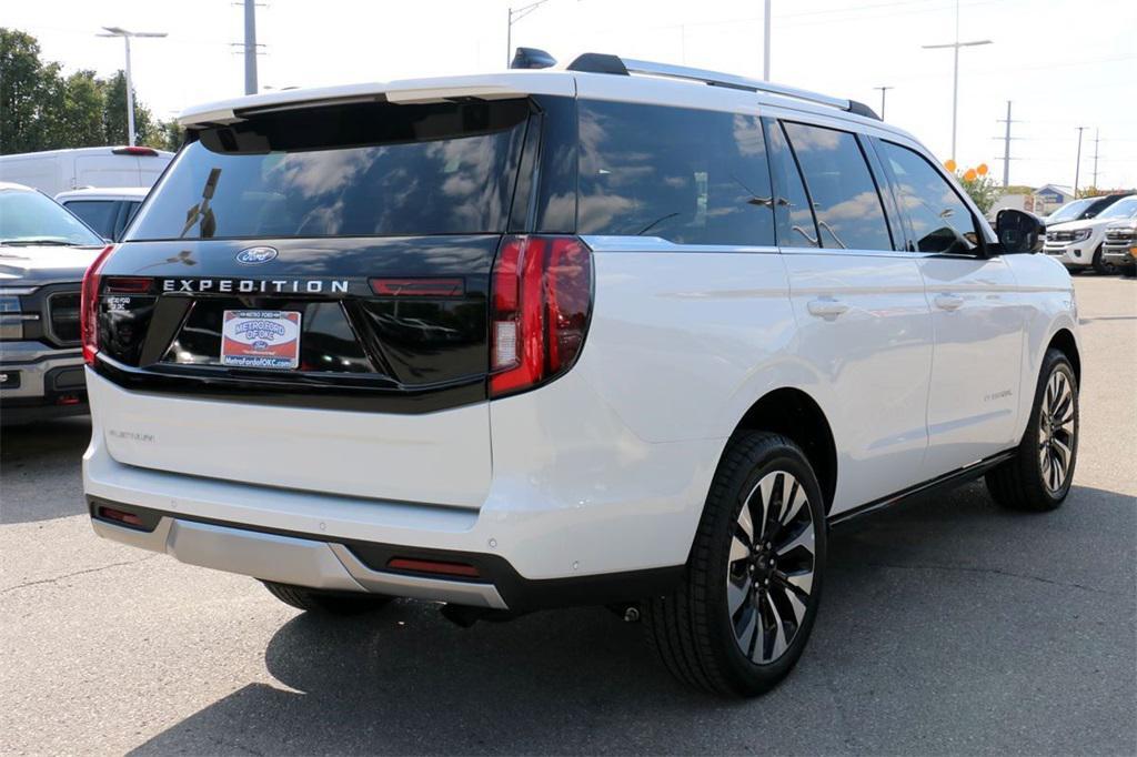 new 2025 Ford Expedition car, priced at $75,750
