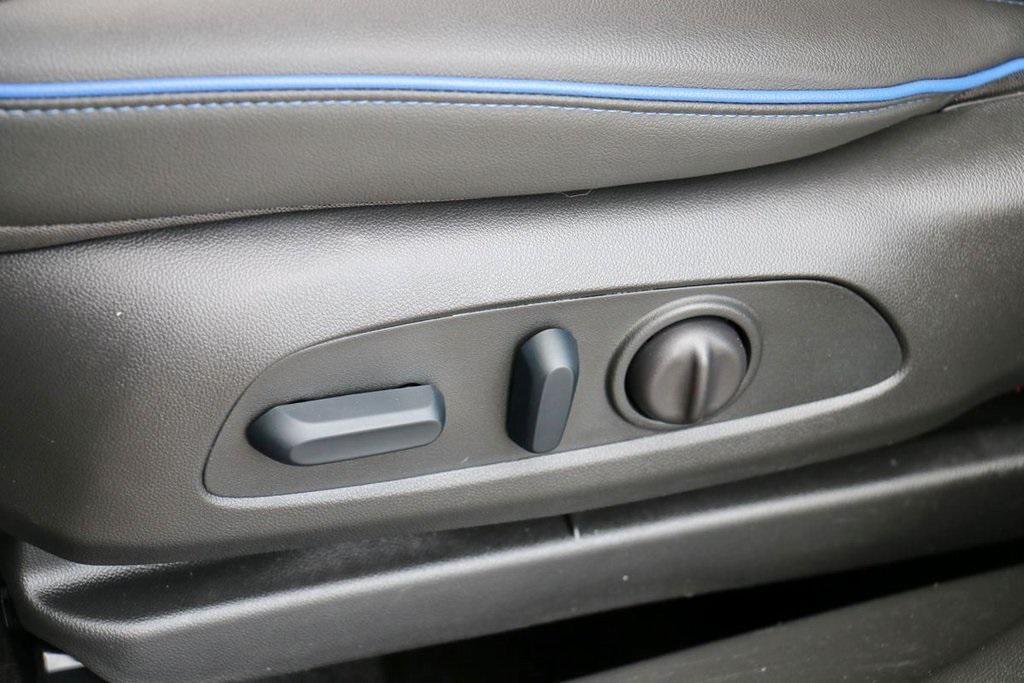 used 2025 Buick Encore GX car, priced at $21,995