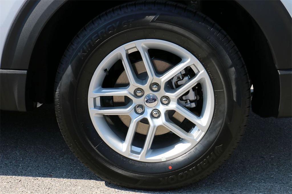 new 2025 Ford Explorer car, priced at $37,145