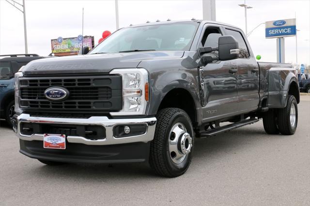 new 2024 Ford F-350 car, priced at $67,895