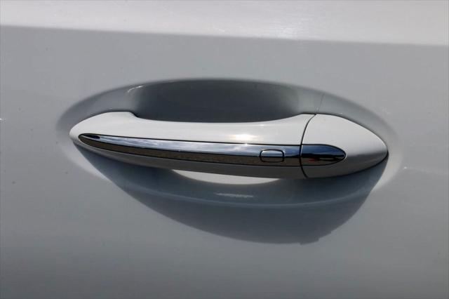 used 2023 Buick Envision car, priced at $21,500
