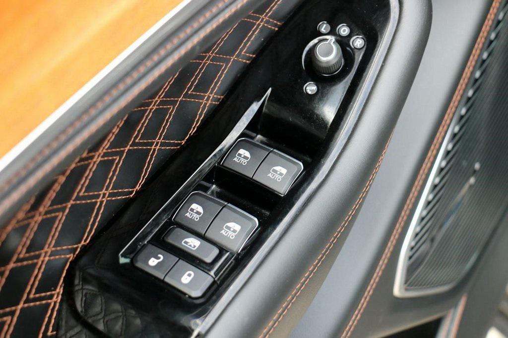 used 2022 Jeep Grand Cherokee car, priced at $37,000